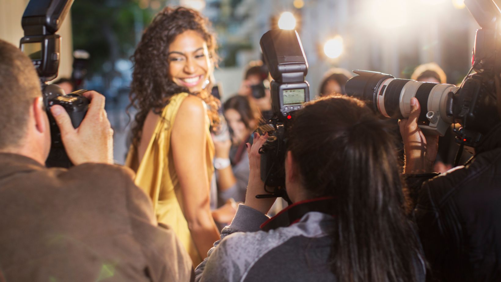 The Impact of Social Media on Celebrity Culture: Navigating Fame in the Digital Age